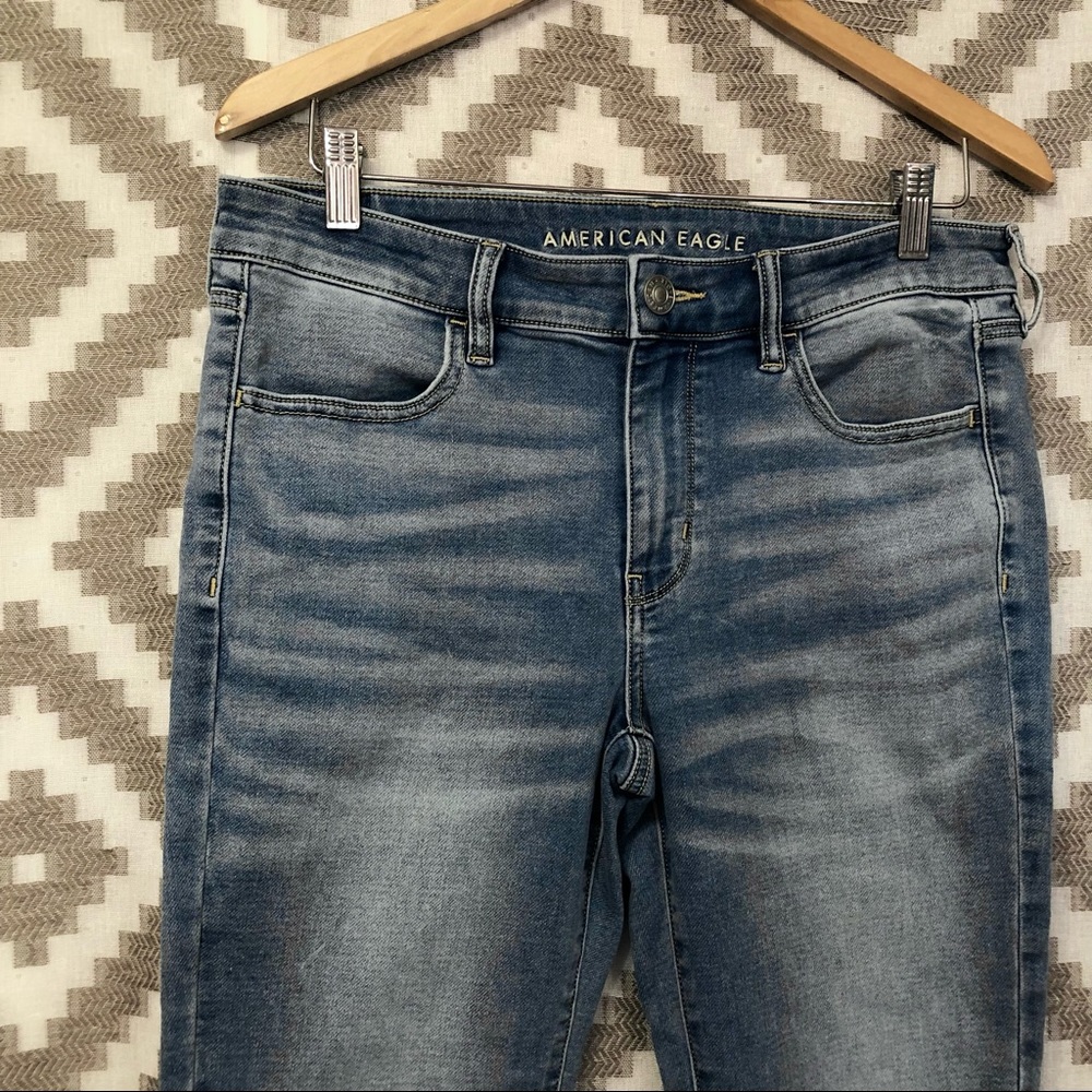 American Eagle Medium Wash Super Stretch Jegging Jeans - Picture 2 of 6